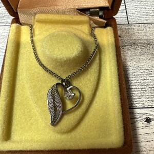 Filagree Motif Imported Stones Silvertone 16" Necklace & Heart w/ Faux Diamond